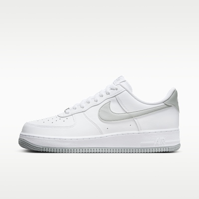 NIKE公式】ナイキ エア フォース 1 '07 メンズシューズ.オンライン